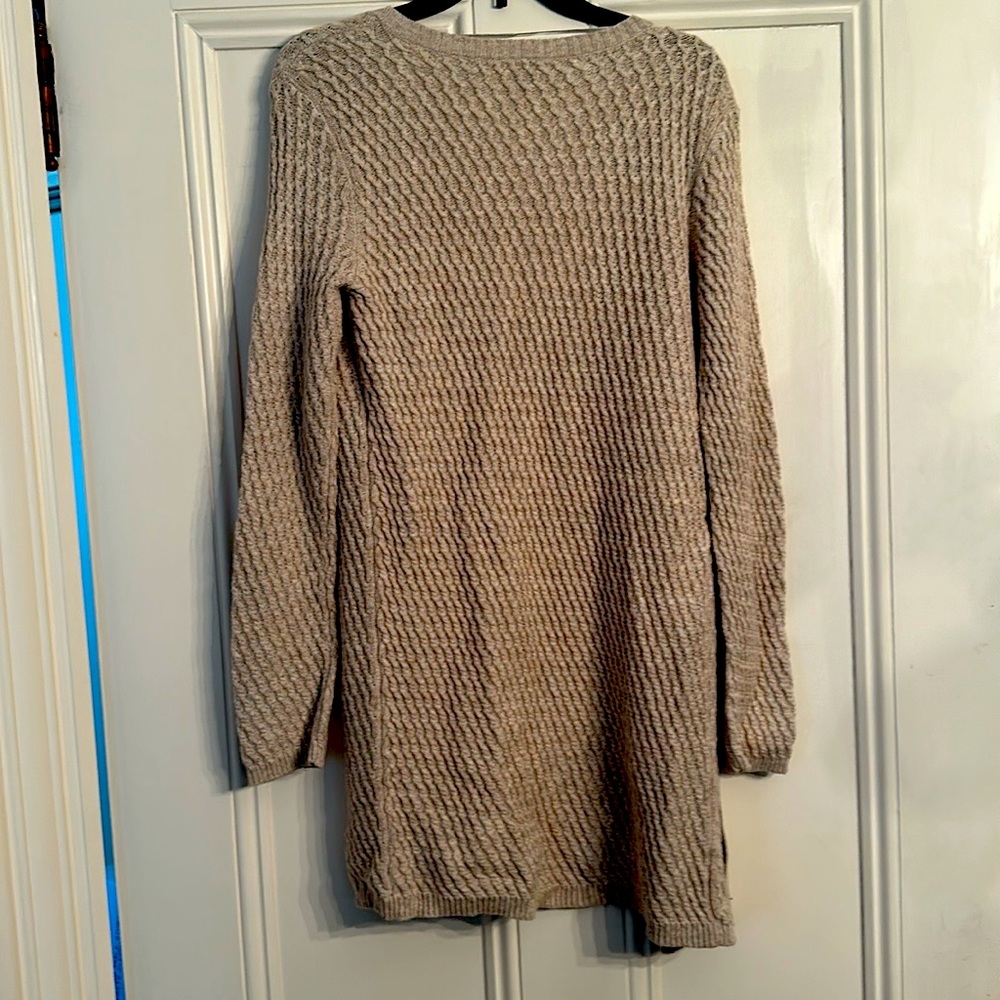 Cardigan sweater